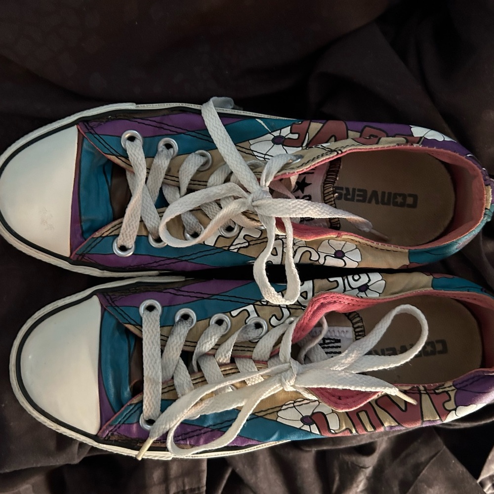 Converse vintage style Love & Peace low top